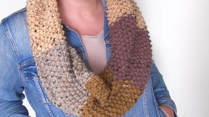 Beginner easy scarf knitting pattern