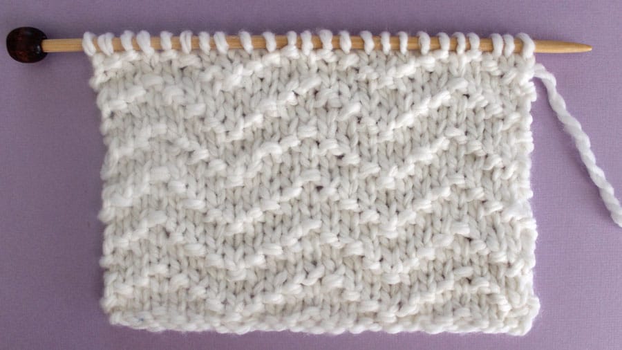 Chevron Seed Stitch Knitting Pattern for Beginners | Studio Knit
