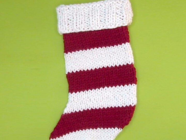 Chunky yarn finger knitting Christmas stockings 10/28 3pm