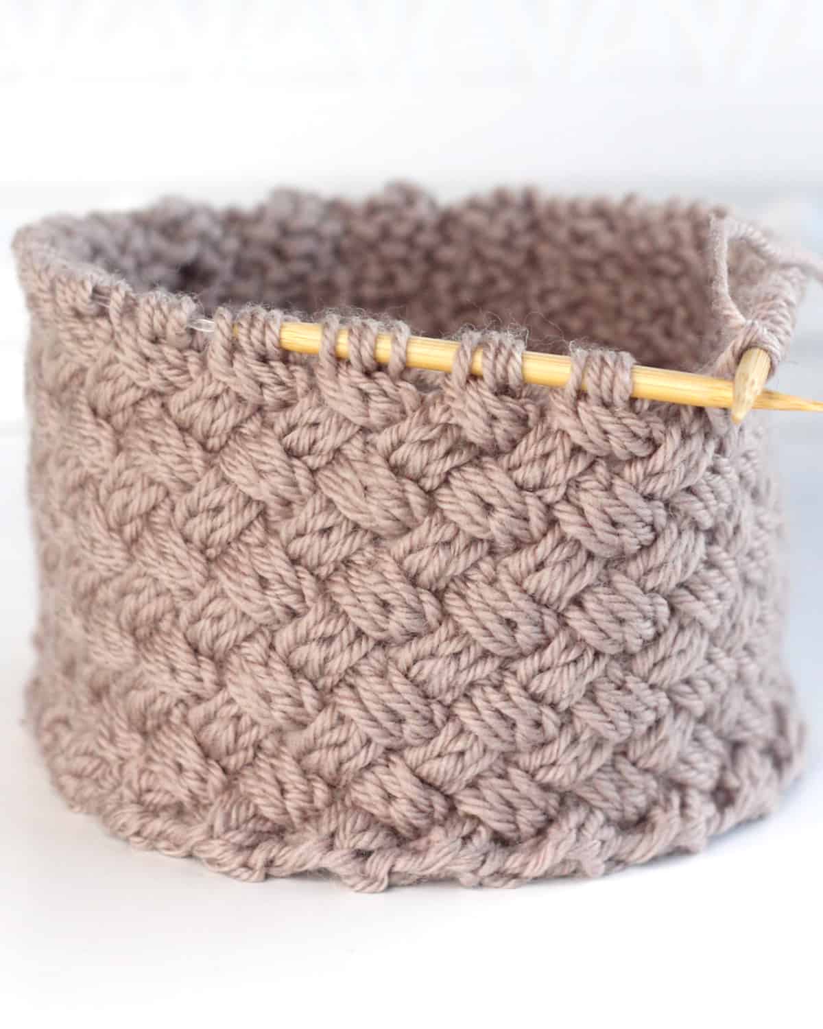 Diagonal Basket Weave Cable Stitch Knitting Pattern - Studio Knit